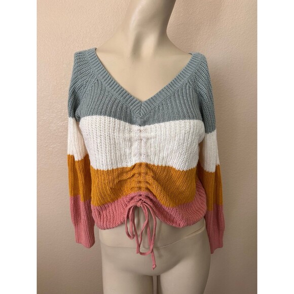 Colorblock V-Neck Sweater - Picture 2 of 8